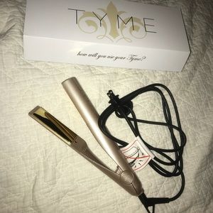 Tyme Hair Curler